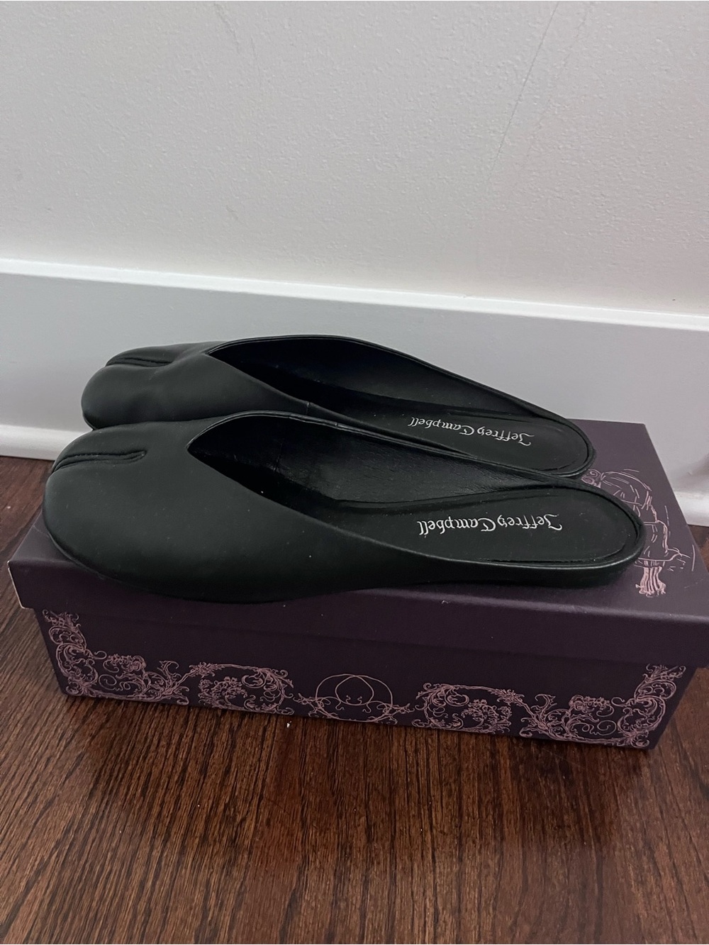 Jeffrey Campbell Tabi Mules - Picture 2 of 5